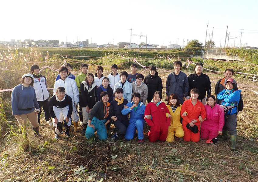 カヤネズミ保全地の秋の草刈り